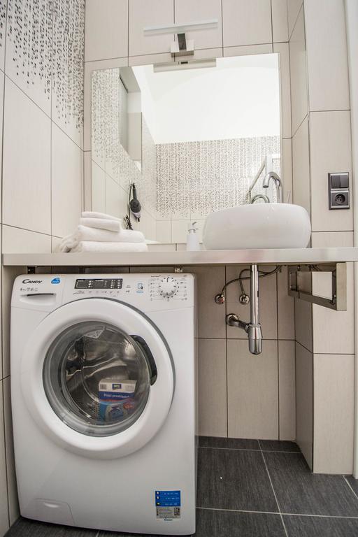 Ruterra Apartment Cimburkova Прага Екстер'єр фото