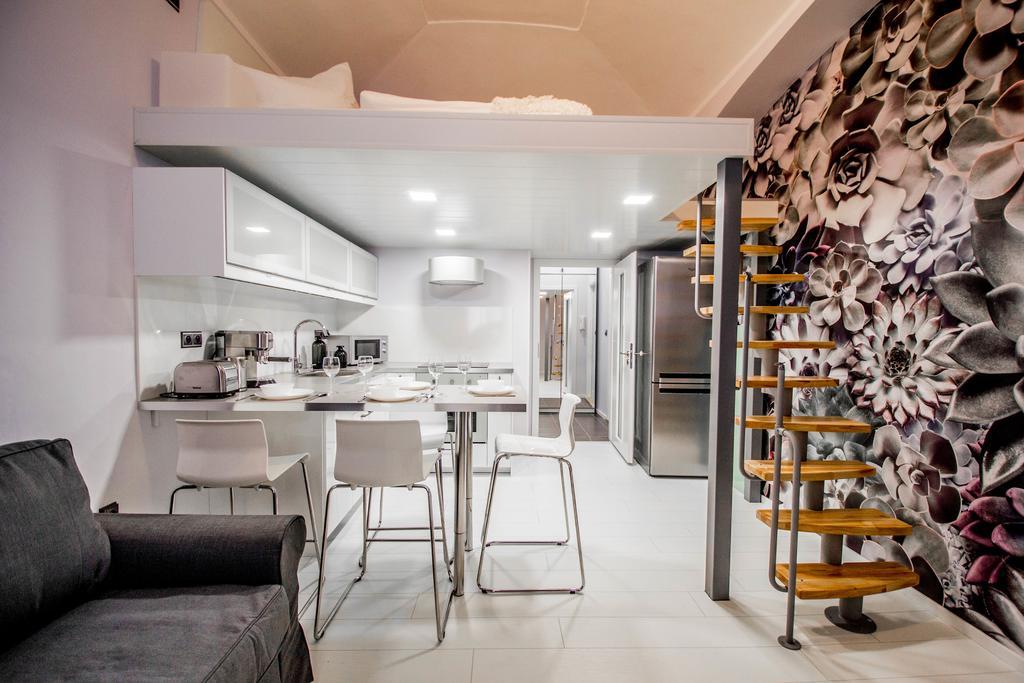 Ruterra Apartment Cimburkova Прага Екстер'єр фото